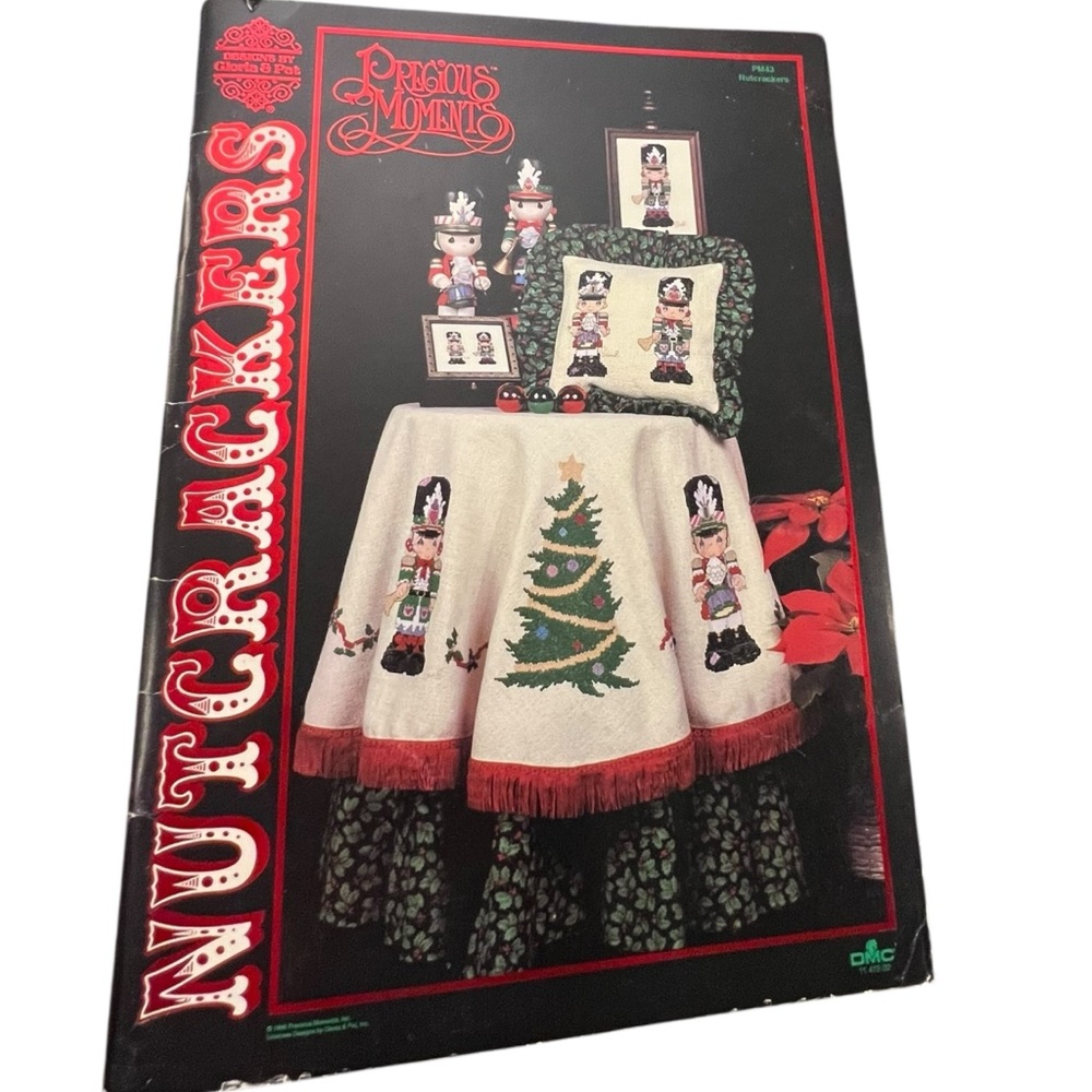 PRECIOUS MOMENTS PM43 NUTCRACKERS CROSS STITCH PATTERN BOOKLET CHRISTMAS